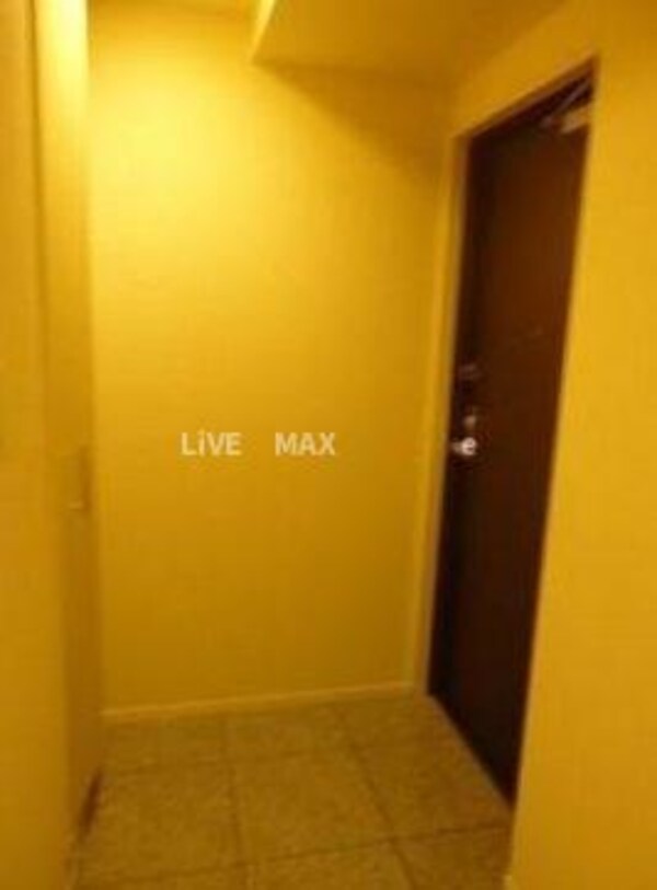 玄関(★仲介手数料は賃料の半額＋税★)