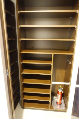 物件内観写真16　(別号室参照)