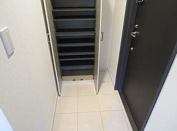 玄関(別号室参考写真)