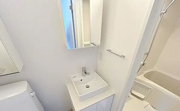 独立洗面台
