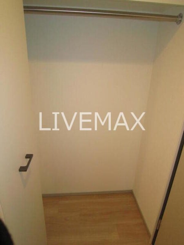 収納(仲介手数料は賃料の0.55ヶ月分)