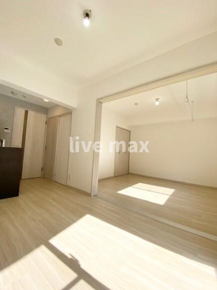 物件内観写真4　(別号室参考写真)