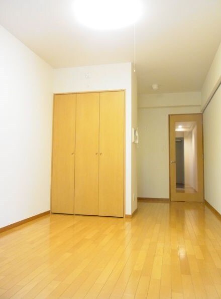 物件内観写真5　(別号室参考写真)