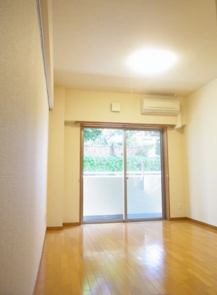 物件内観写真7　(別号室参考写真)