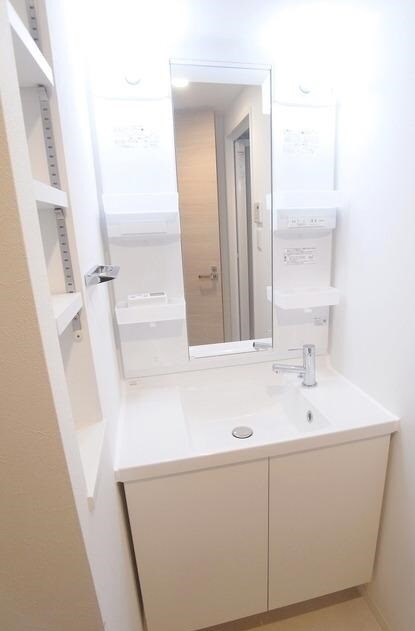 物件内観写真10　(別号室参考写真)