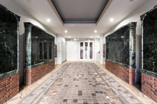 ロビー・ラウンジ