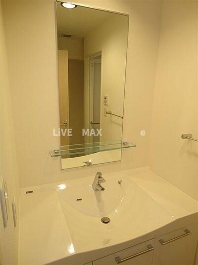 物件内観写真11　(別号室参照)