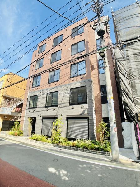 COMPOSITE目黒鷹番