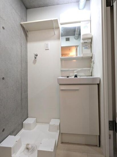 物件内観写真5　(別号室参考写真)