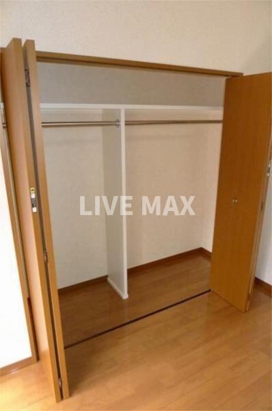 物件内観写真11　(別号室参考写真)