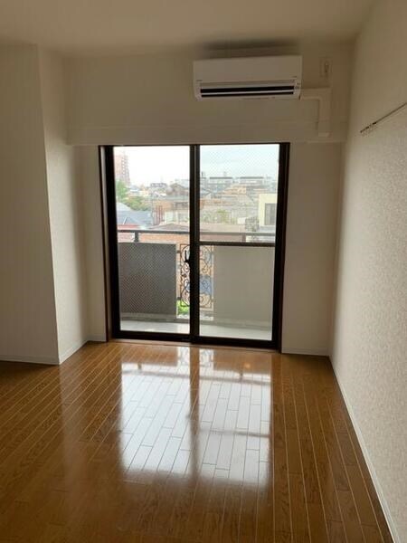 物件内観写真6　(別号室参考写真)