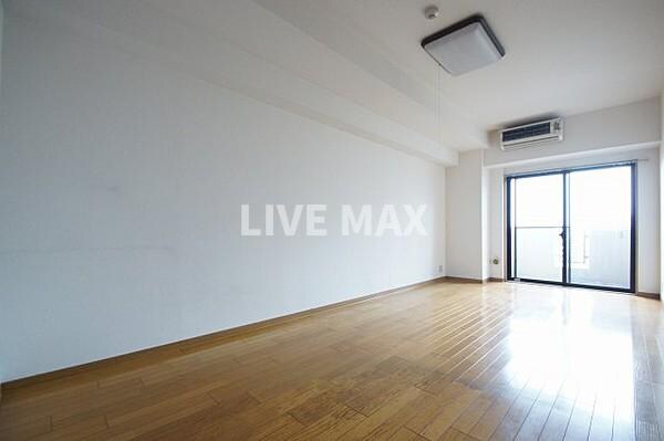 居室(別号室参考写真)