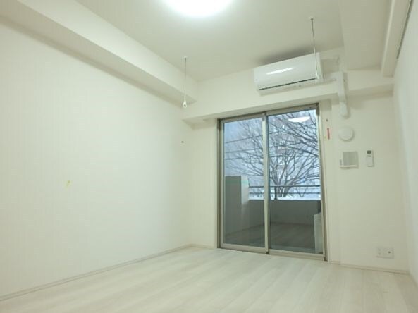 物件内観写真5　(別号室参考写真)