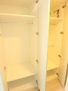 物件内観写真10　(別号室参考写真)