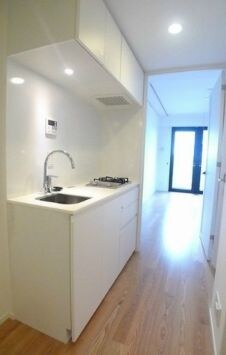 物件内観写真5　(別号室参考写真)