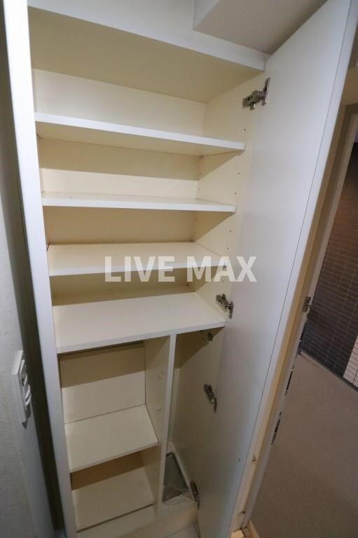 物件内観写真10　(別号室参考写真)