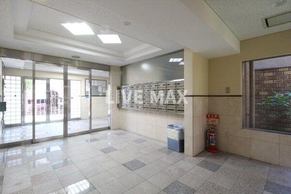 ロビー・ラウンジ