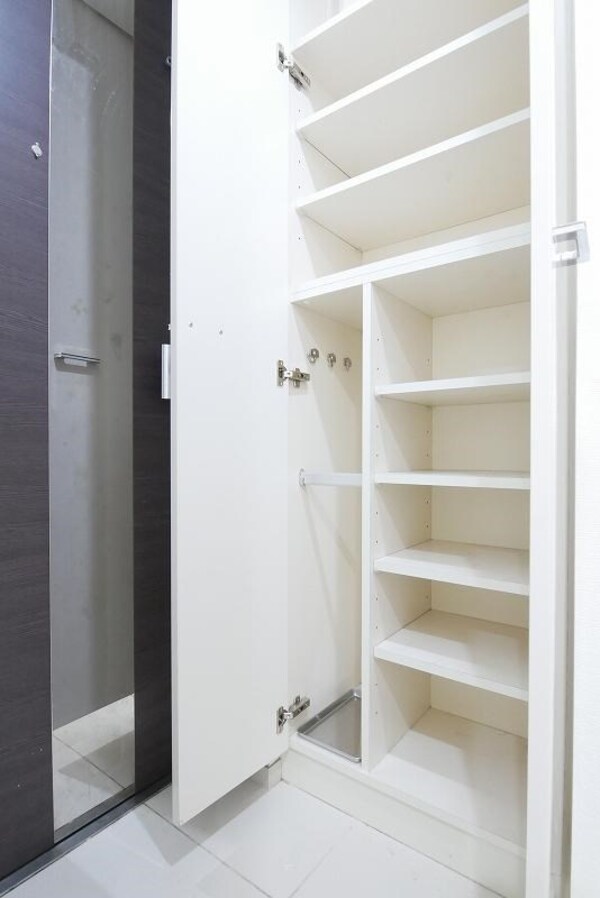 玄関(別号室参考写真)