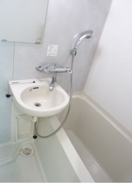 物件内観写真9　(別号室参考写真)