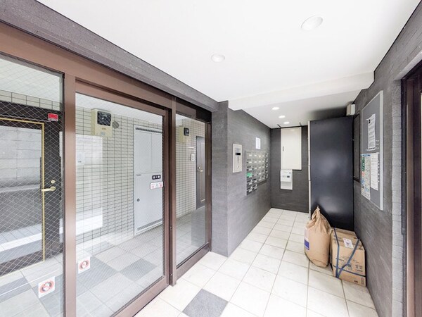 ロビー・ラウンジ