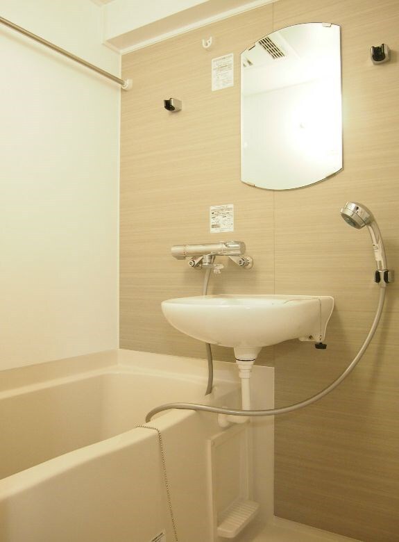 物件内観写真9　(別号室参考写真)