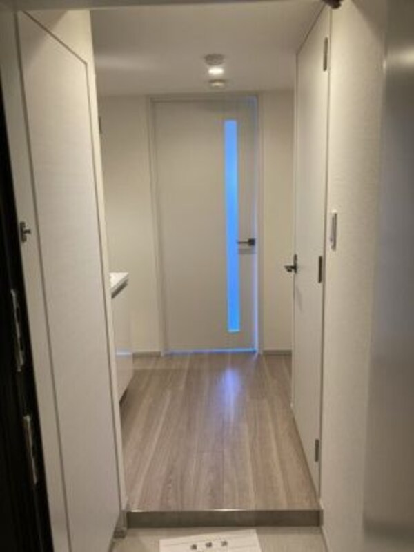 玄関(落ち着いた玄関です)