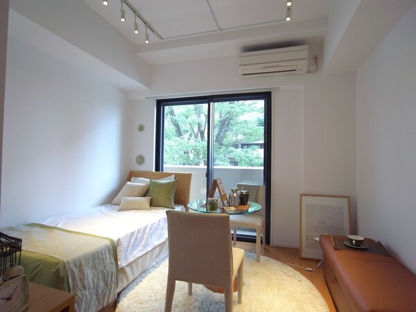 寝室(モデルルーム)