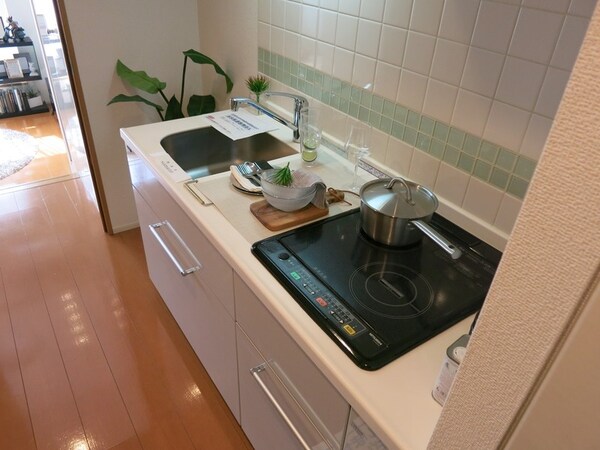 キッチン(モデルルーム)