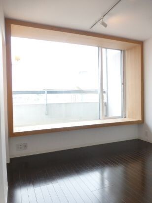 物件内観写真6　(～リラックスできるベッドルーム～)