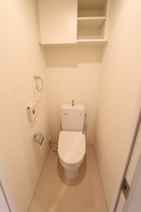 トイレ(別号室参考写真)