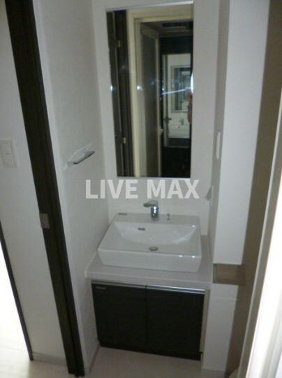 物件内観写真6　(別号室参考写真)