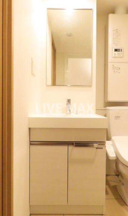 物件内観写真8　(別号室参考写真)