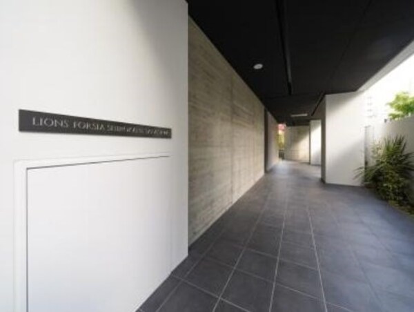 ロビー・ラウンジ