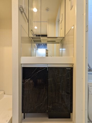 物件内観写真8　(別号室参考写真)