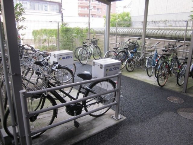 物件内観写真18　(駐輪場)