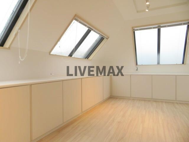 物件内観写真10　(別号室参考写真)