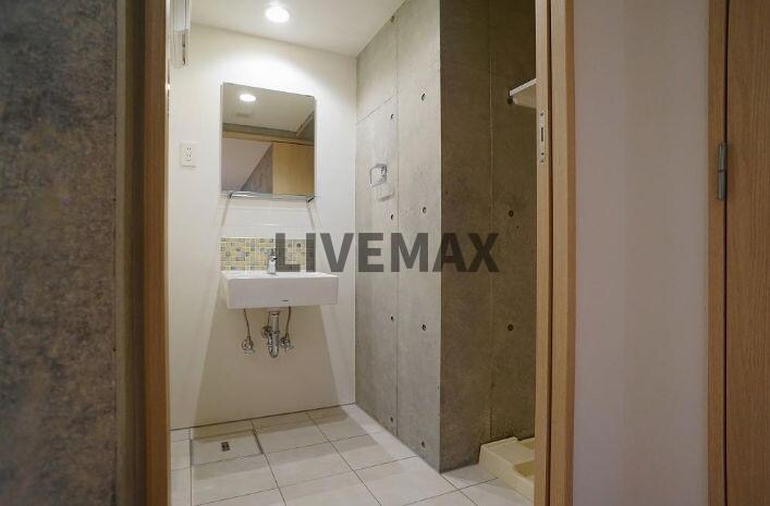 物件内観写真11　(別号室参考写真)