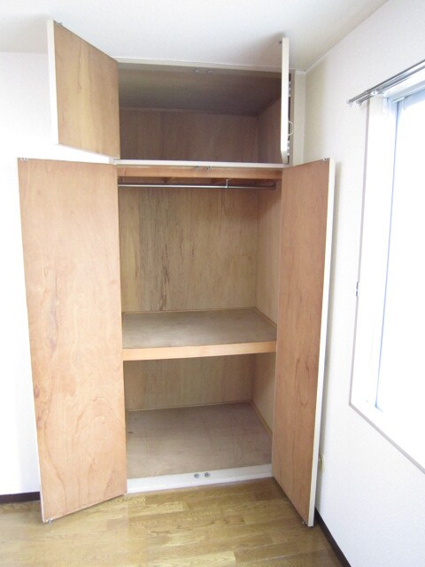 物件内観写真12　(別号室参考写真)