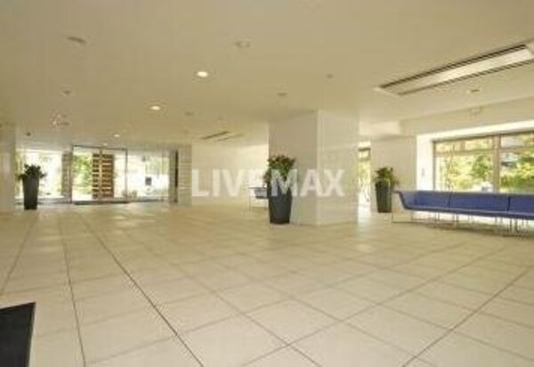 ロビー・ラウンジ