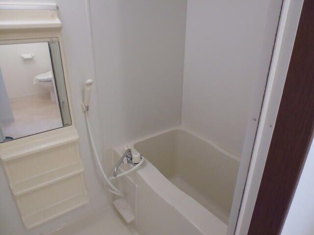 物件内観写真6　(別号室参考写真)