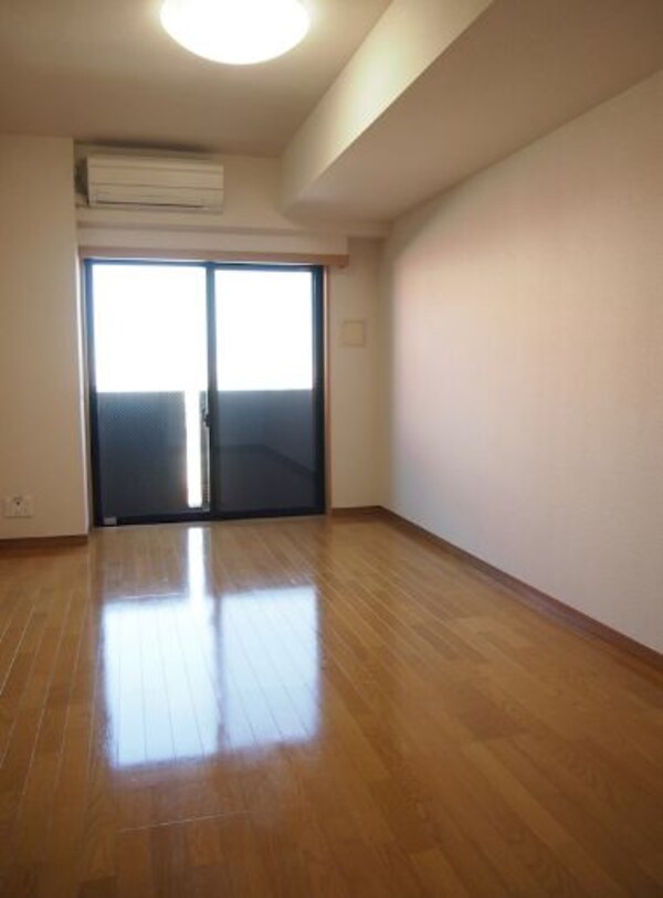 寝室(別号室参考写真)