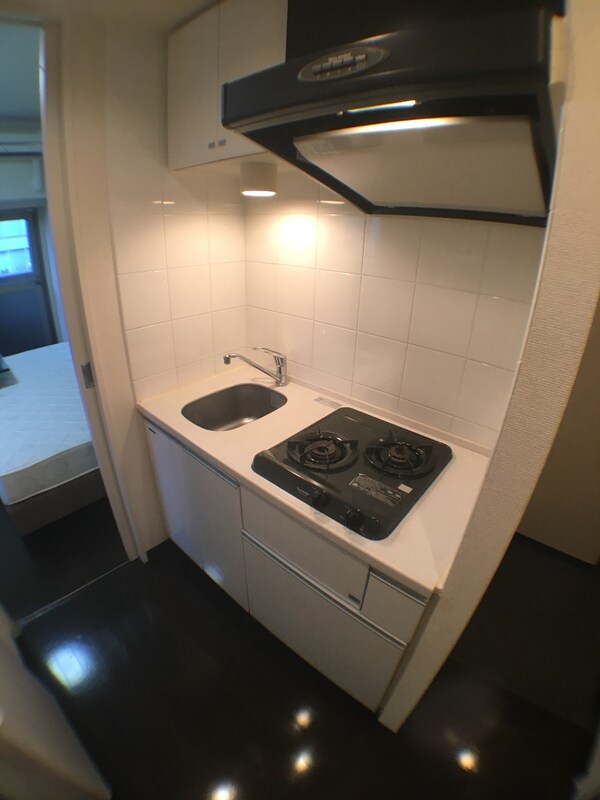 キッチン(■□仲介手数料は半月分（0.54ヶ月）となります！家具家電付)