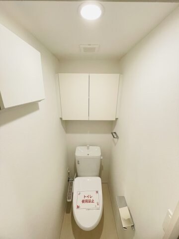 物件内観写真10　(別号室参考写真)