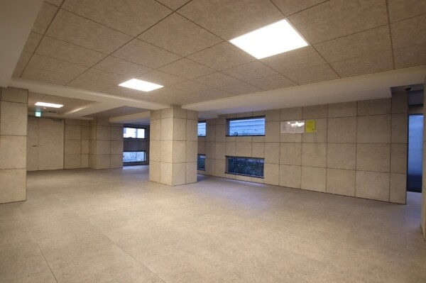 ロビー・ラウンジ