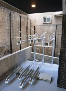 物件外観写真4　(駐輪場)