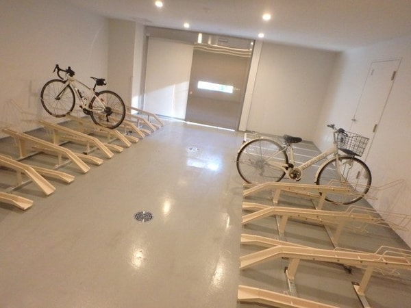 駐車場(駐輪場)