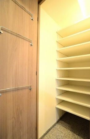 物件内観写真11　(※カラータイプ異なります)