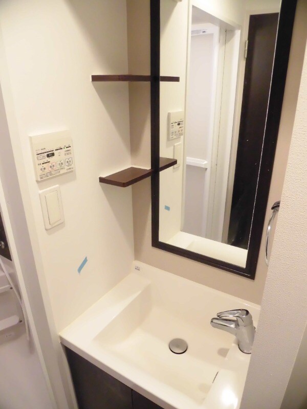 物件内観写真7　(別号室参考写真)