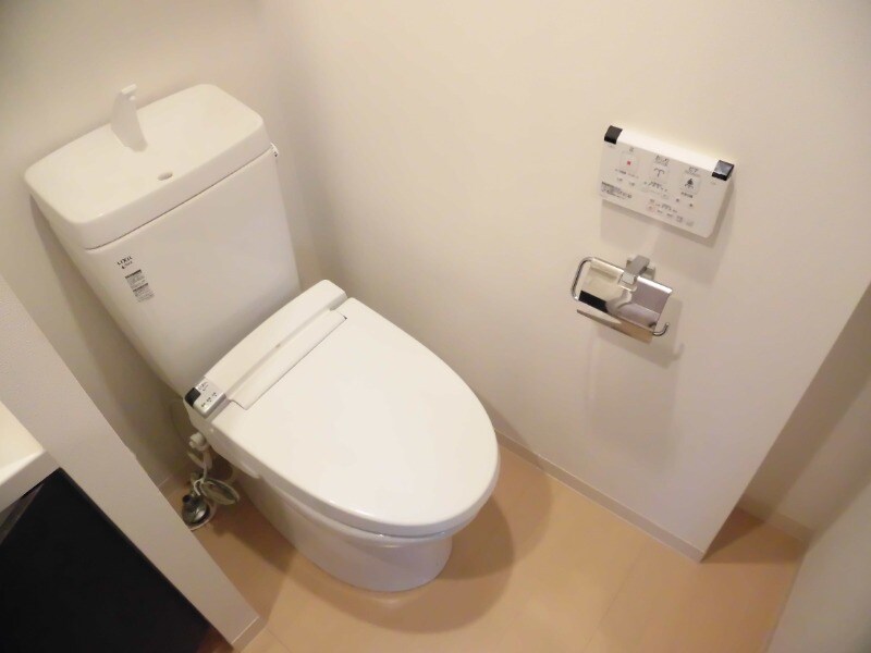 物件内観写真8　(別号室参考写真)