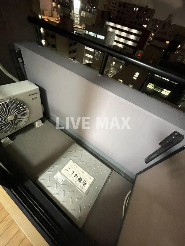 物件内観写真10　(備え付け家具備品（同仕様）)